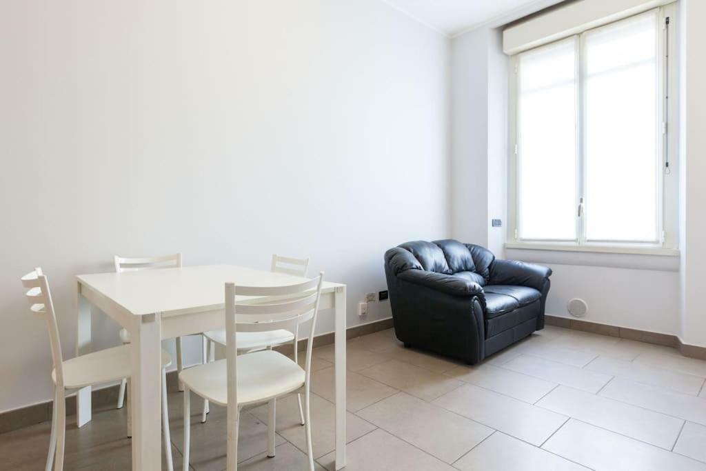 Spacious And New Apt In Citta Studi Mailand Exterior foto